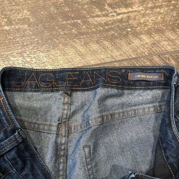 JAG Jeans Women's Low Rise Boot Leg Jean Dark Wash Size 14 - Picture 6 of 10